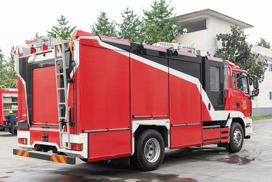 Синотрук Ситрак Водная пена Пожарная машина Цена Специализированное транспортное средство Китайская фабрика